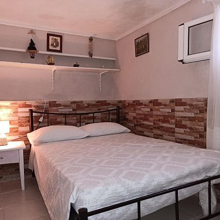 Amalia'S House Villa Liapades Exterior photo