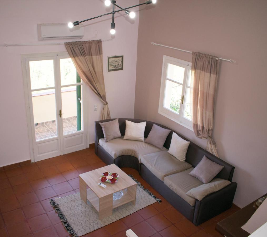 Amalia'S House Villa Liapades Exterior photo
